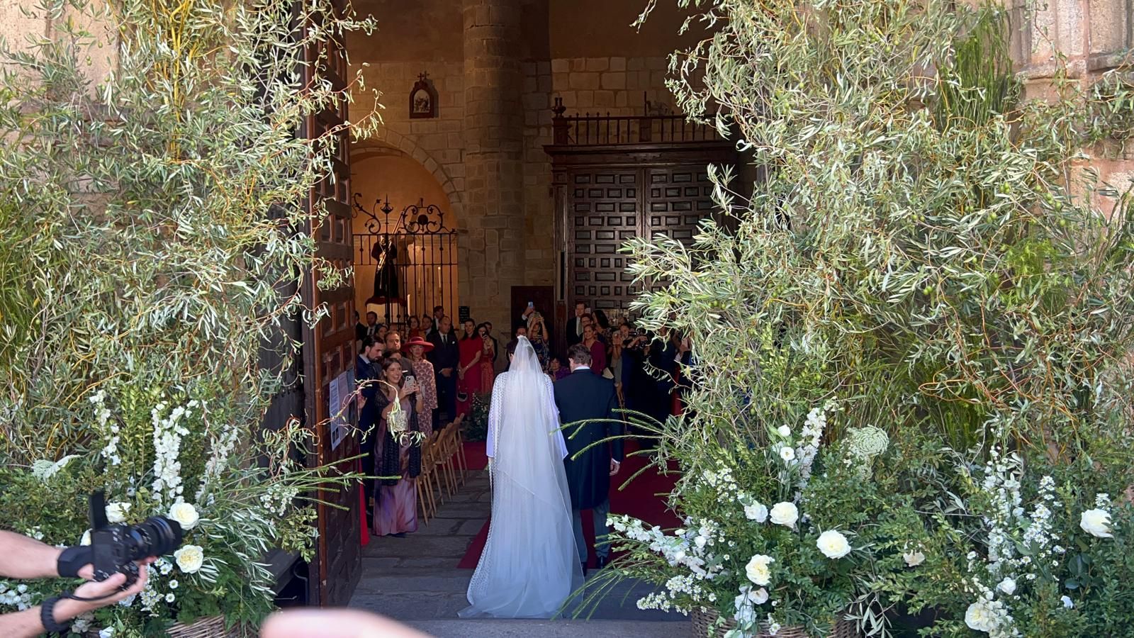 Fotogalería | Así han sido los momentos de la boda del año en Cáceres entre Fernando Palazuelo y Micaela Belmont