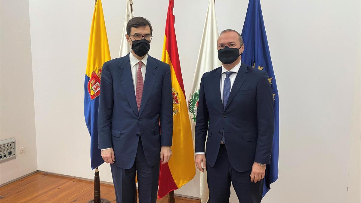 Hidalgo con el Secretario de Estado para la UE