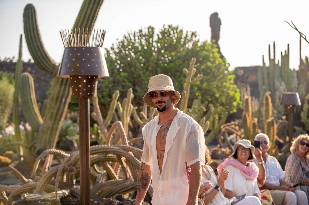 Regina Ferragut en el Jardín de Cactus