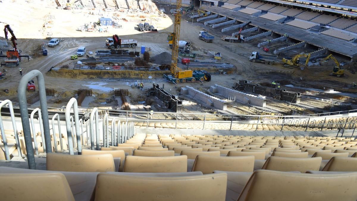 Así están las obras del estadio de la Cartuja.