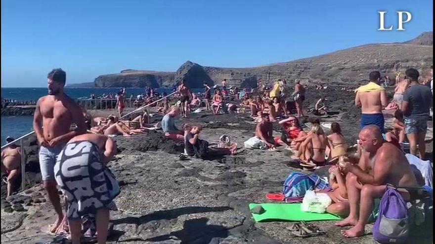 Desescalada en Canarias | Rebose en las piscinas de Agaete