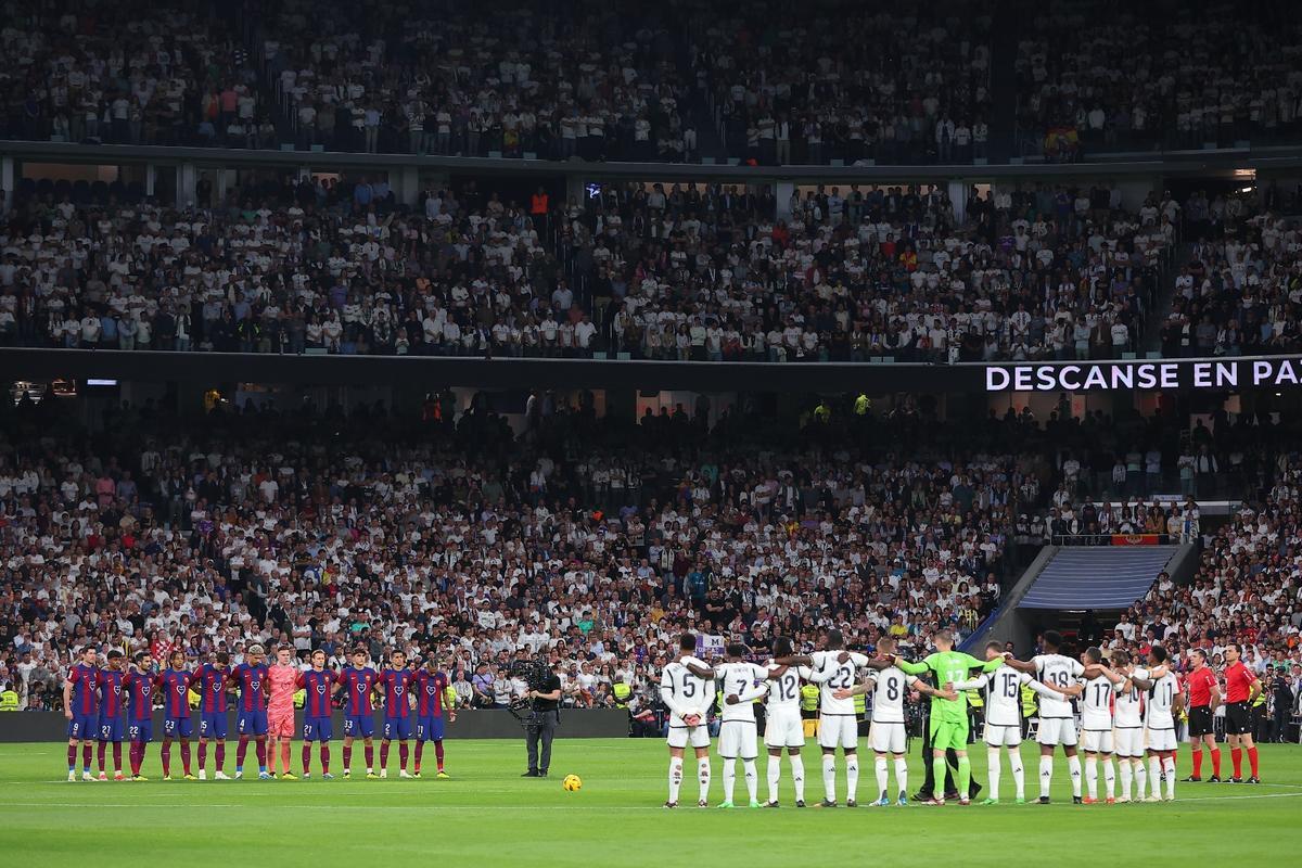 Real Madrid - FC Barcelona, el partido de la jornada 32 de LaLiga EA Sports, en imágenes. Real Madrid - FC Barcelona, el partido de la jornada 32 de LaLiga EA Sports, en imágenes.