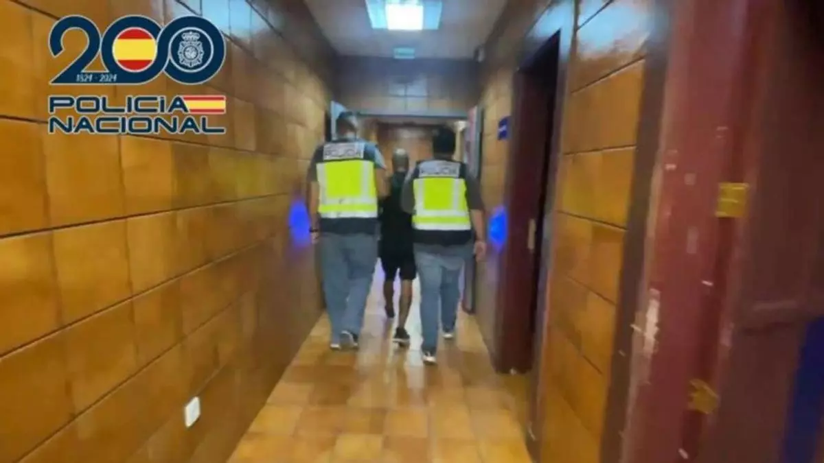 Dos detenidos por robar en 19 coches junto al Aeropuerto de Gran Canaria