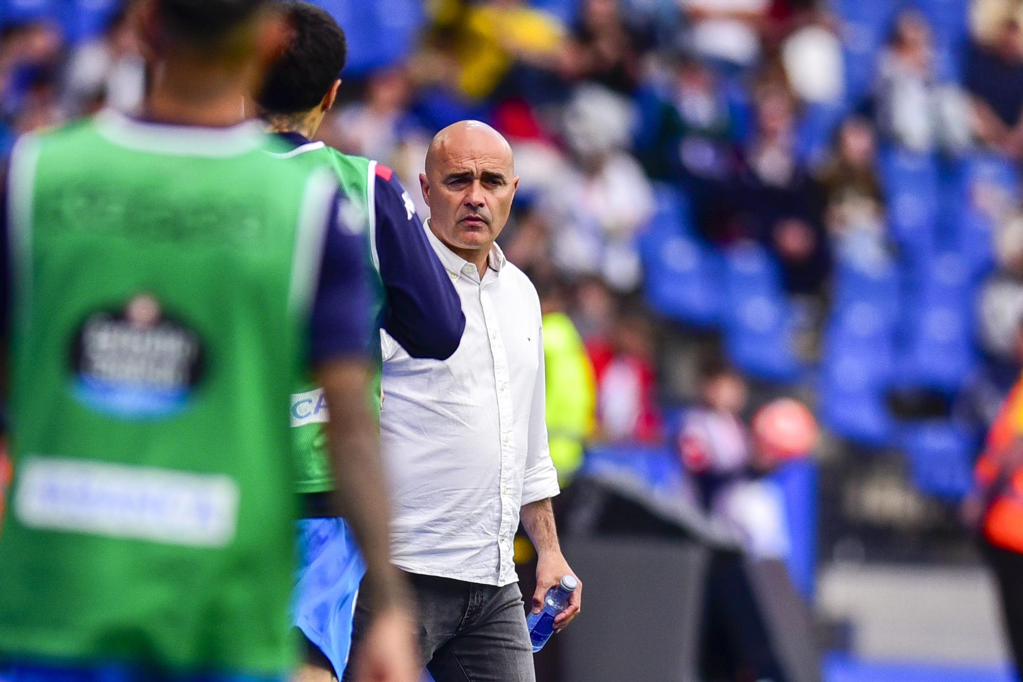 El Dépor cae goleado (0-4) por el Elche para cerrar la temporada 2025-25 en Riazor