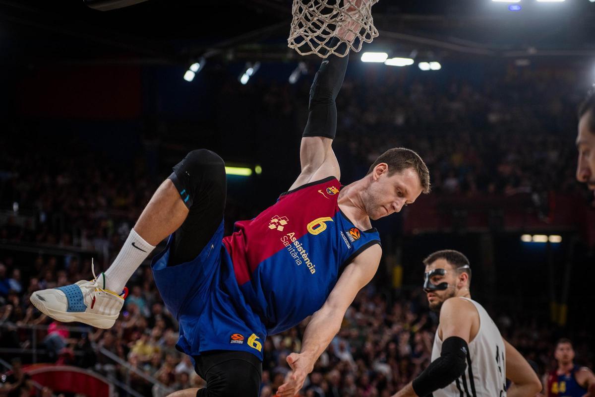 Jan Vesely fue todo un revulsivo para el Barça en un partido crucial para el play-off
