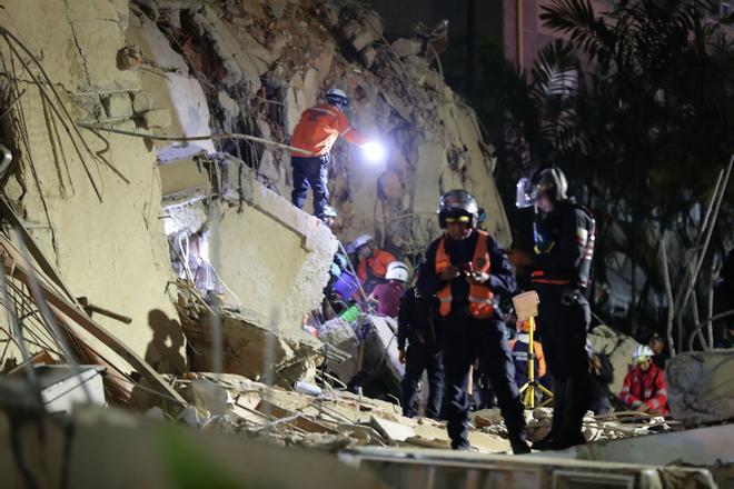 "Pinta horrible. Por lo que nos cuentan, el desastre es muy grande": la comunidad venezolana en Canarias sigue con preocupación las consecuencias de los seísmos