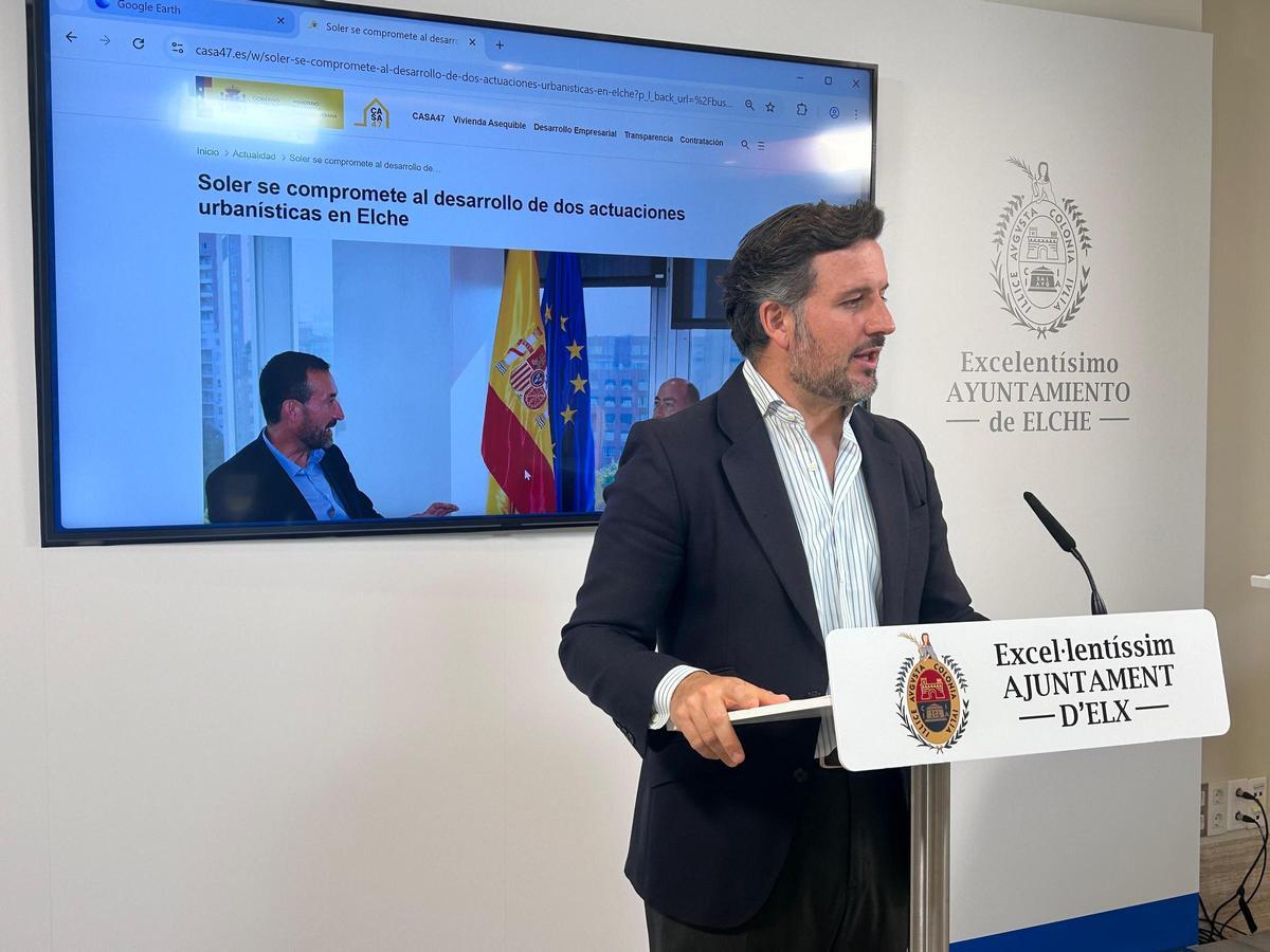 El alcalde se mostró muy crítico con las propuesta de vivienda del PSOE para Elche