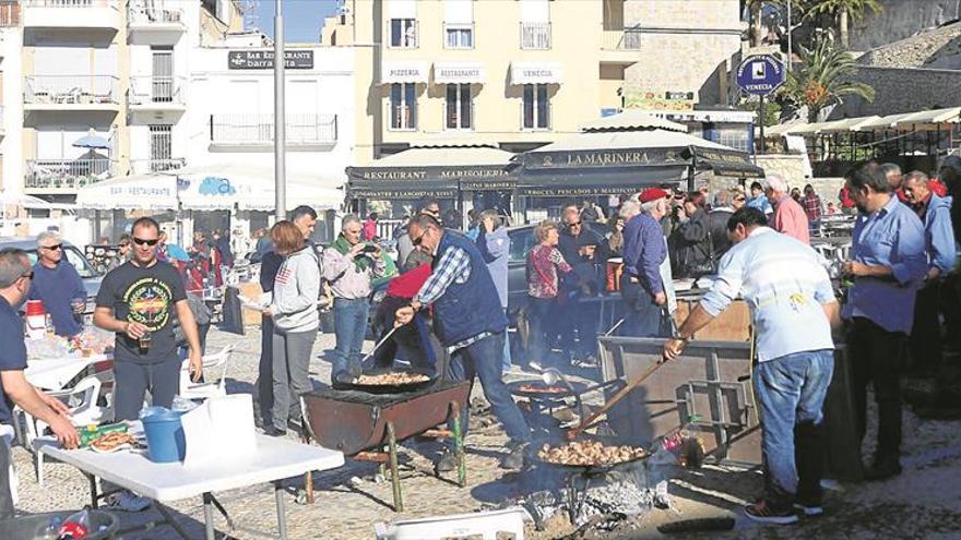 Peñíscola aúna en las fiestas de invierno gastronomía y encierros