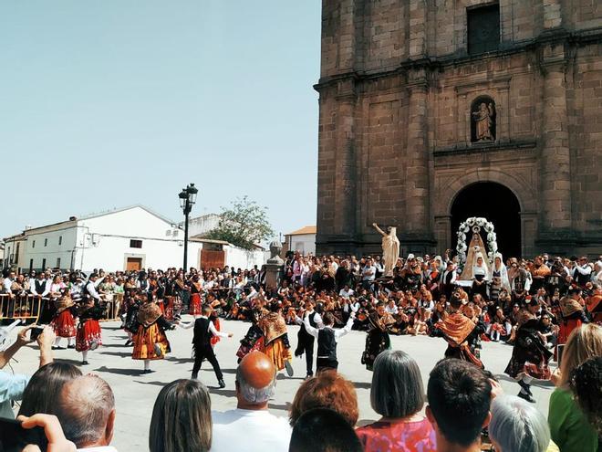 Domingo de Tiros en Zarza la Mayor