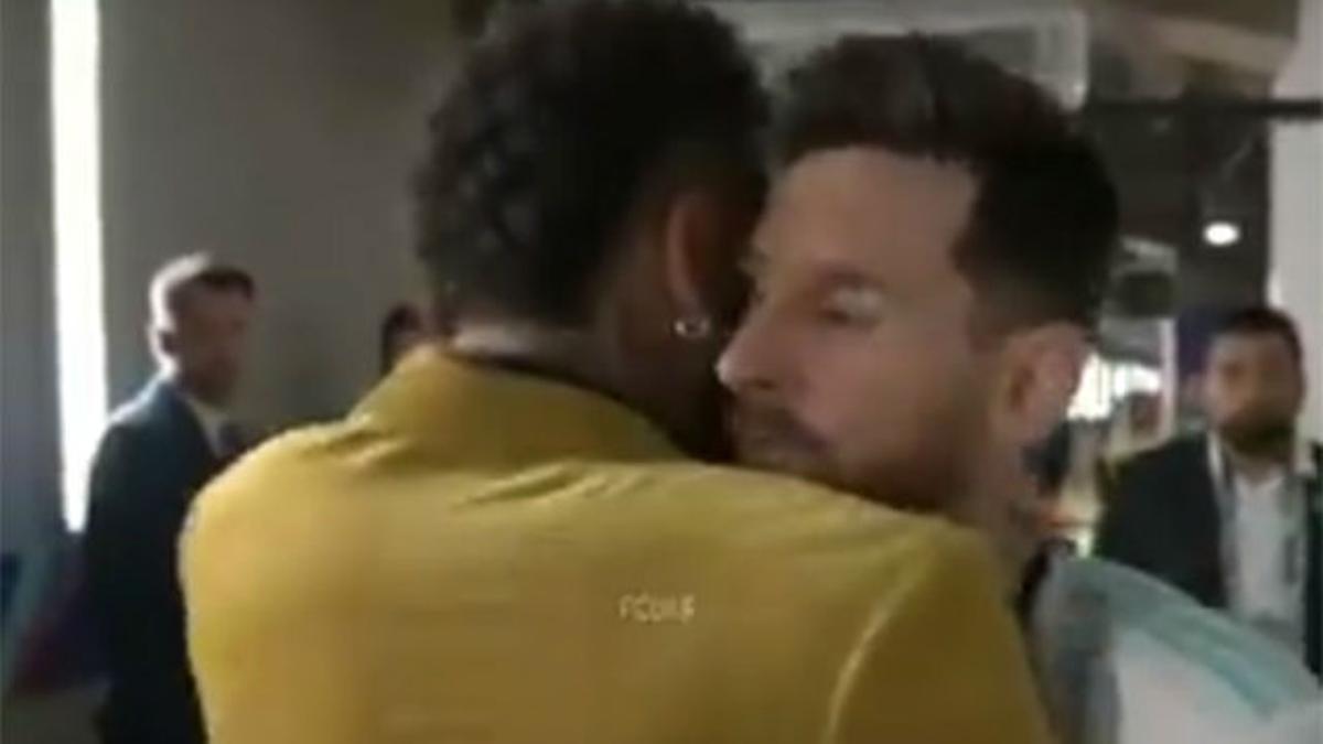 La imagen del esperanzador encuentro entre Neymar y Messi