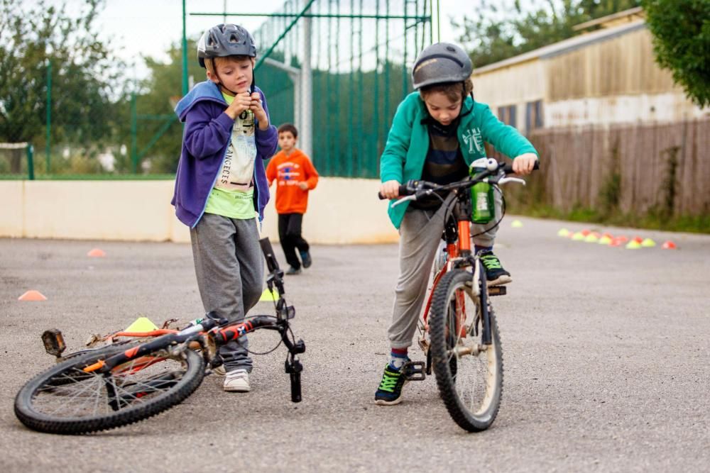 Por segundo año la escuela de iniciación al triatlón abre sus puertas a una ilusionante temporada de formación