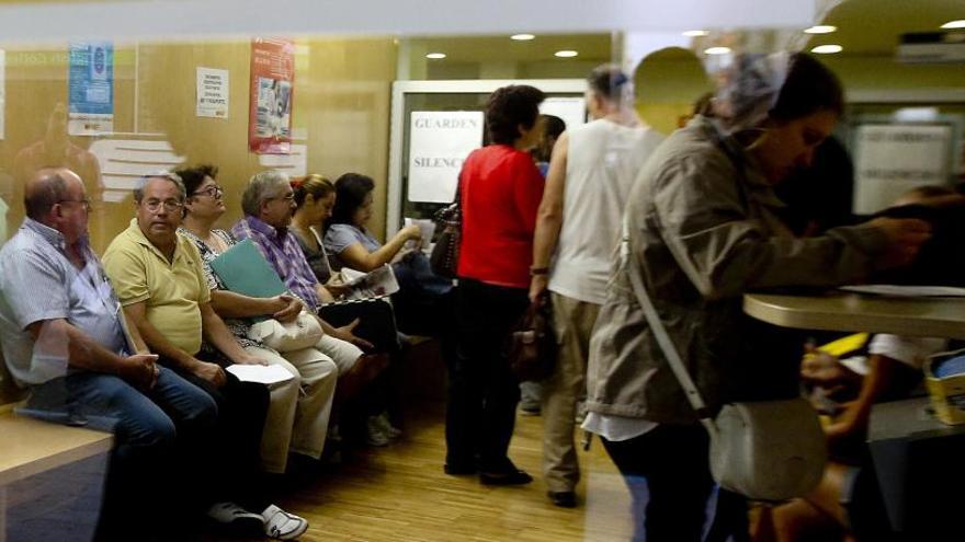 Imagen de archivo de una oficina de empleo en Alicante