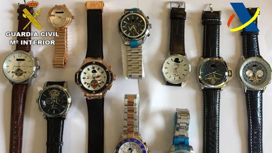 Hallan relojes falsos valorados en 856.160 euros