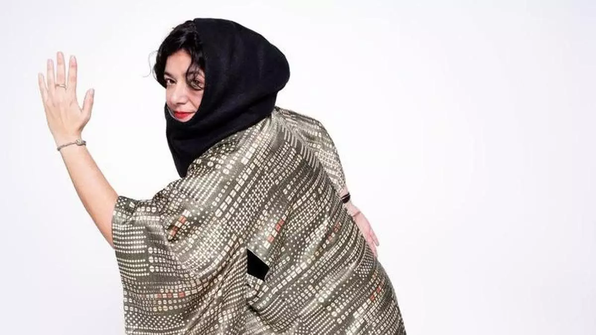 A cámara de José Suárez, agora tamén ilustracións na Coruña: "Unha cousa que lle dá un superpoder ás fotos é o paso do tempo"