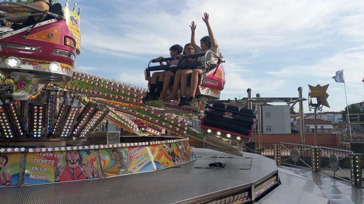 Una de las atracciones festiva, tras la apertura del recinto ferial