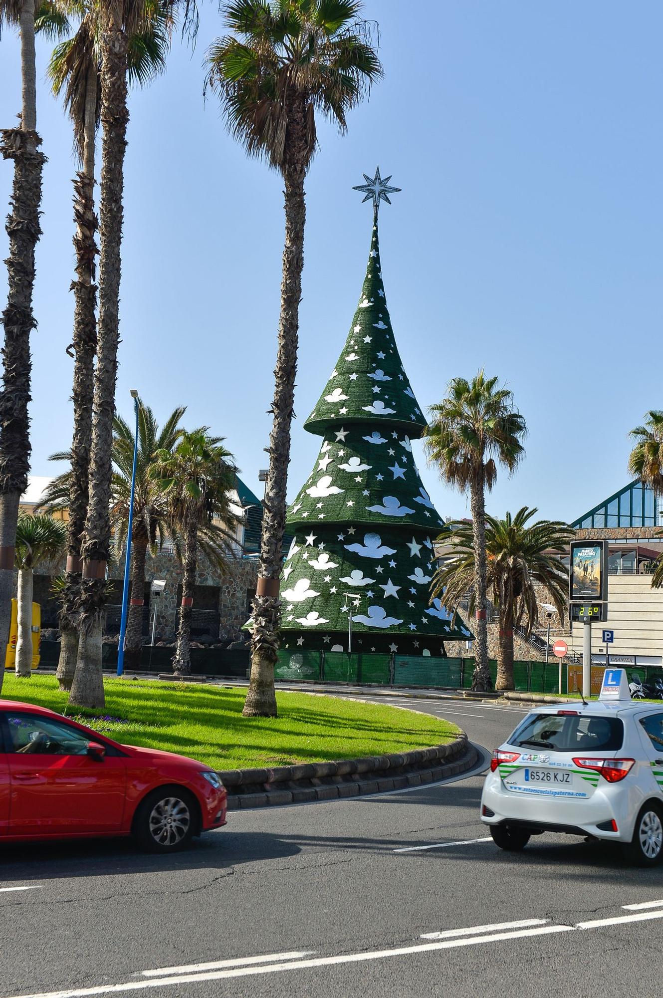 Árbol de Navidad en el CC Las Arenas