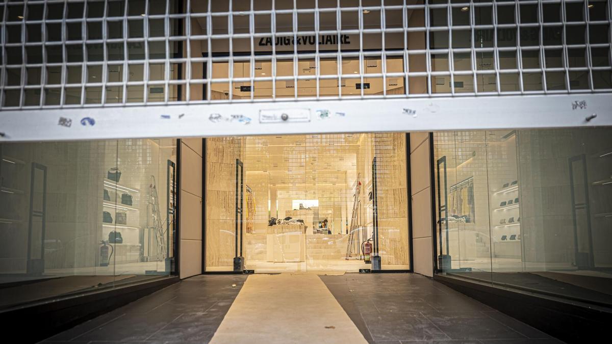 Tienda de Zadig & Voltaire ubicada en el paseo de Gràcia de Barcelona, en una imagen de archivo.