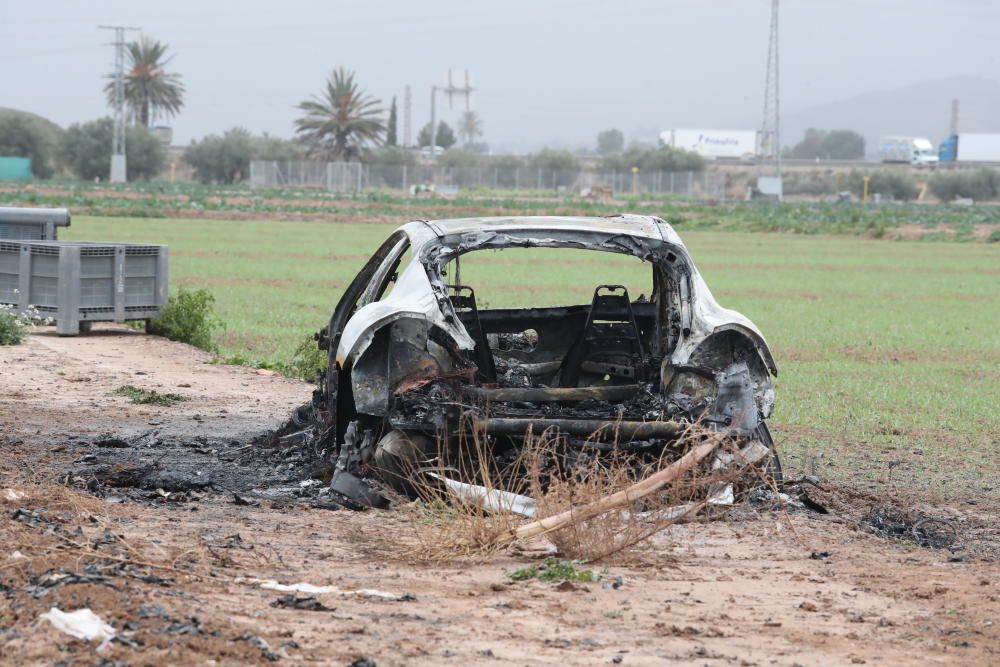 La banda del Porsche prende fuego al Porsche para no dejar huellas