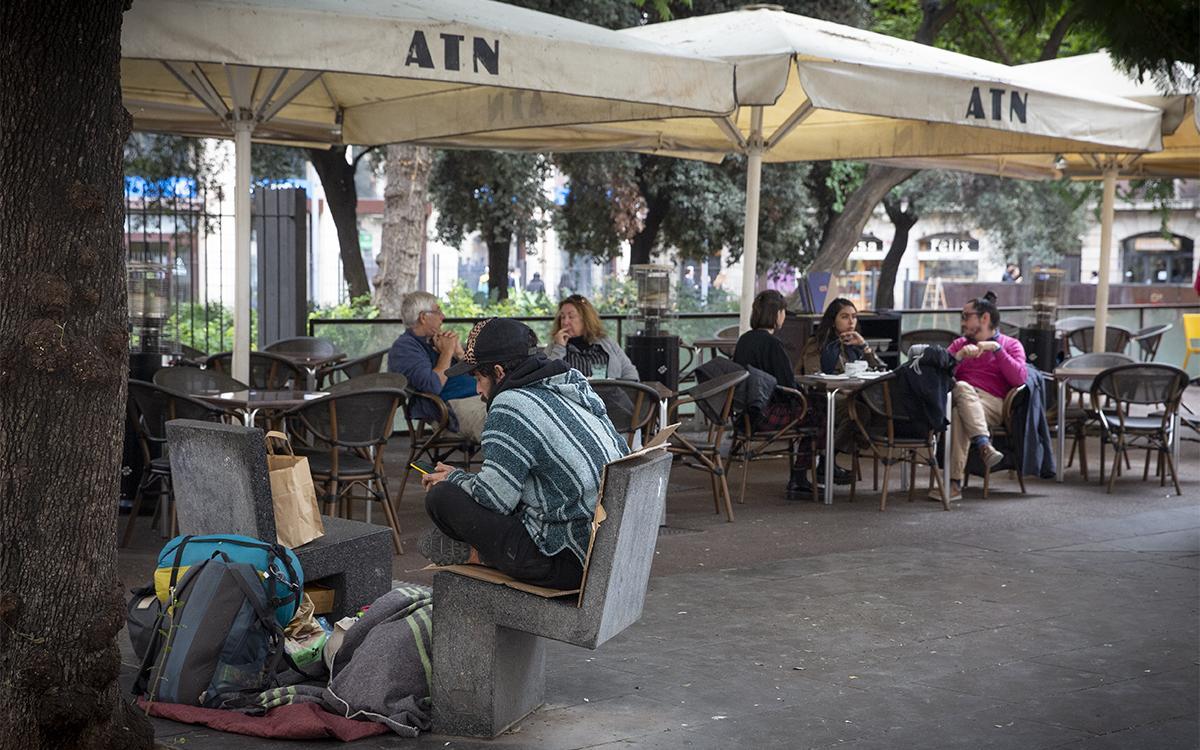 La restauració obre una ofensiva judicial contra la retallada horària de terrasses a Barcelona