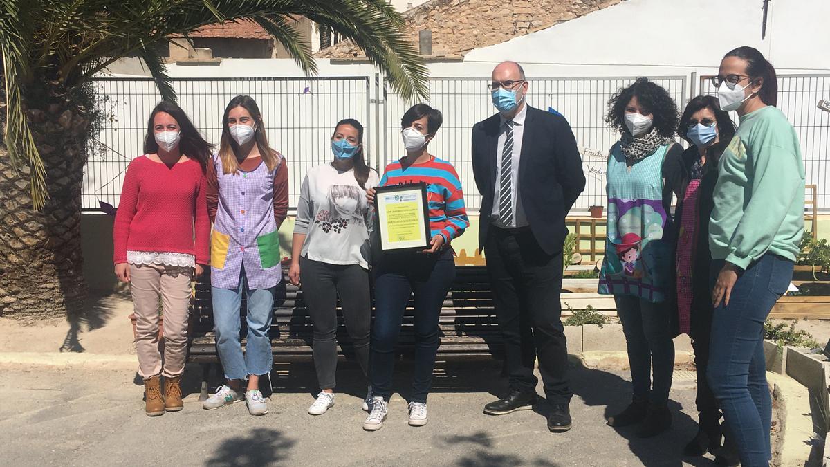 Diplomas en el colegio público Juan Bautista Llorca de Villafranqueza