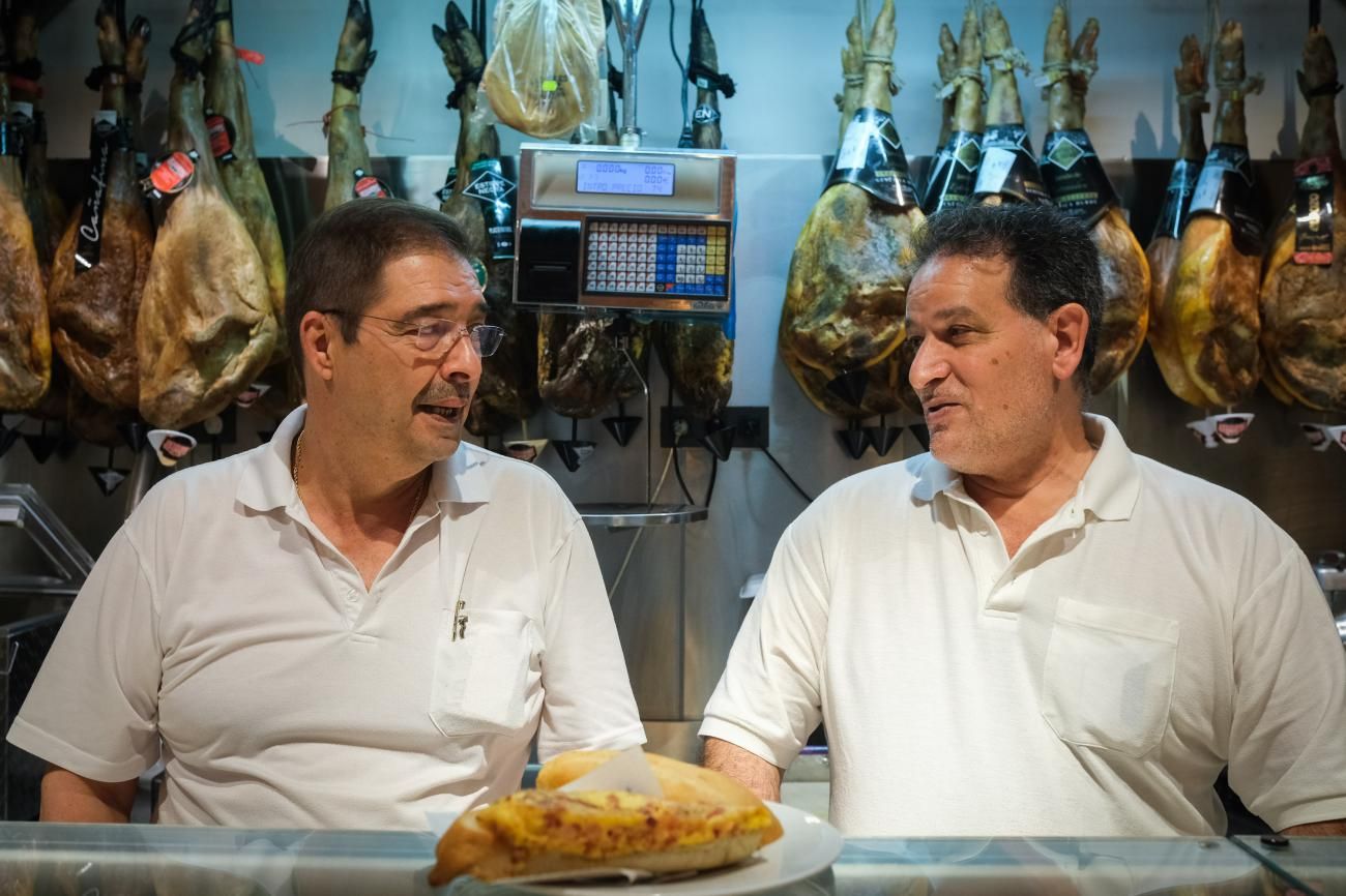 Lorenzo y José Manuel, empleados de La Garriga que se retiran