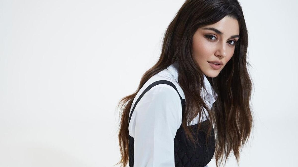 Hande Erçel 'la mujer más guapa del mundo'