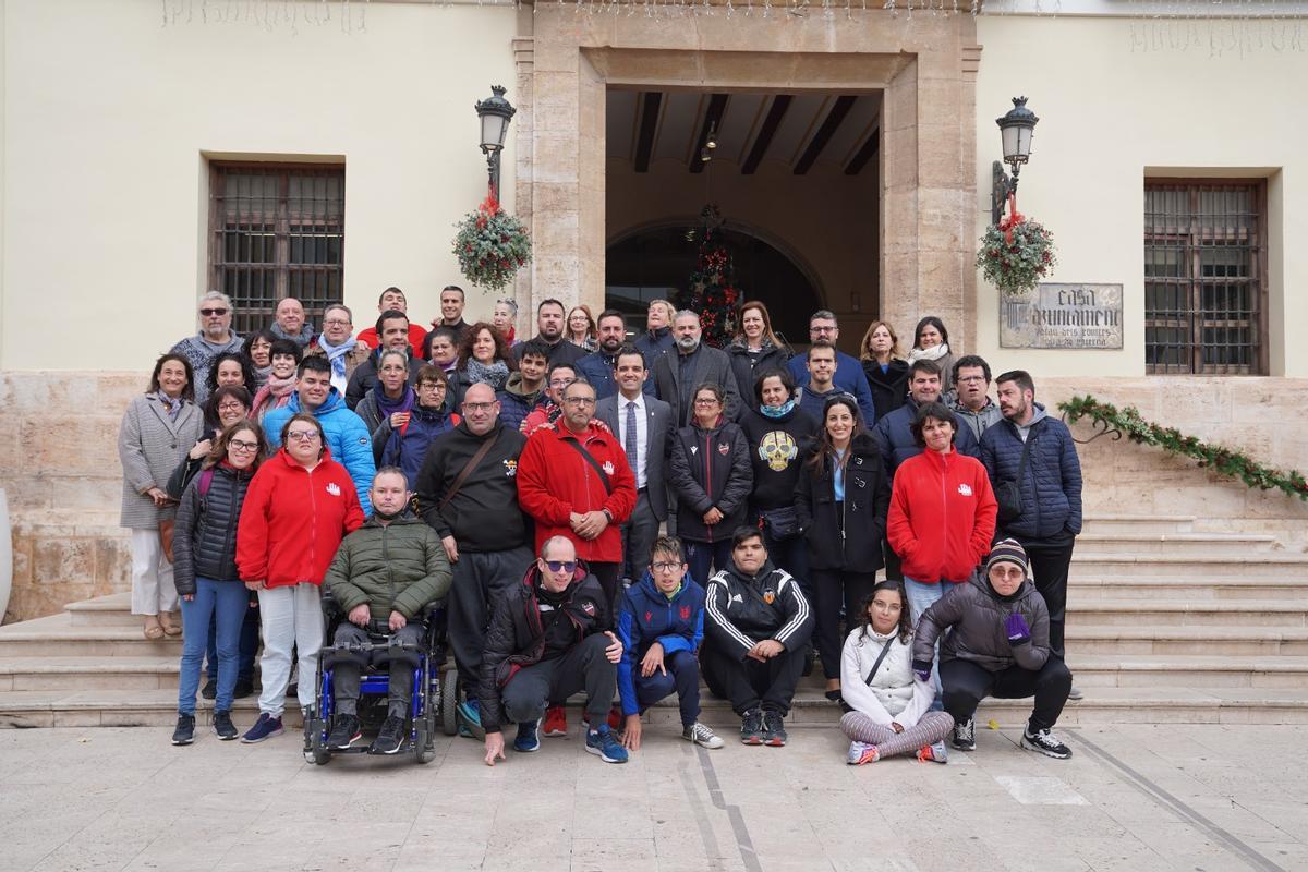 Lectura manifiesto con motivo del Día de las Personas con Discapacidad en el Ayuntamiento de Paterna por el Patronato Francisco Esteve