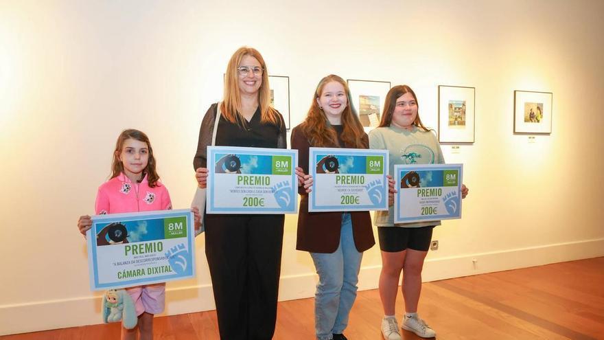 Vilagarcía lucha por la igualdad a través de las cámaras de fotos