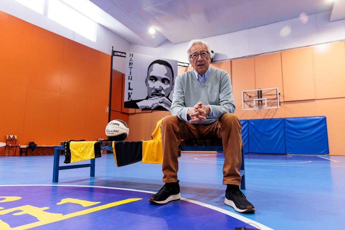Hernández Rizo, en el cancha del Luther King.