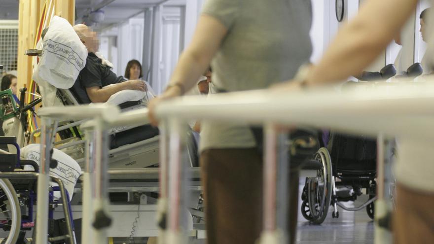 Los médicos denuncian que solo el 28% de las lesiones medulares se operan en las primeras 24 horas tras el trauma