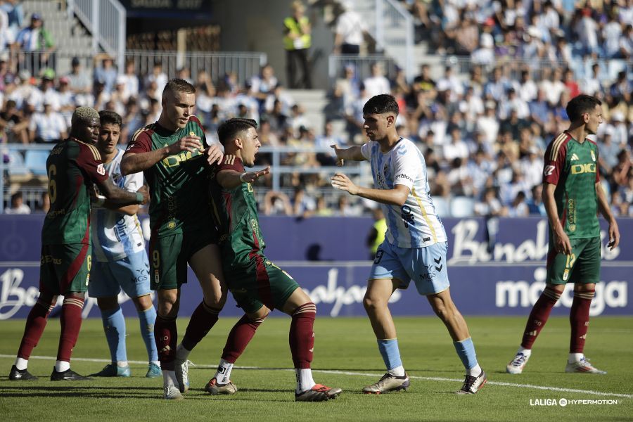 EN IMÁGENES: El empate del Oviedo en su visita a Málaga (0-0)