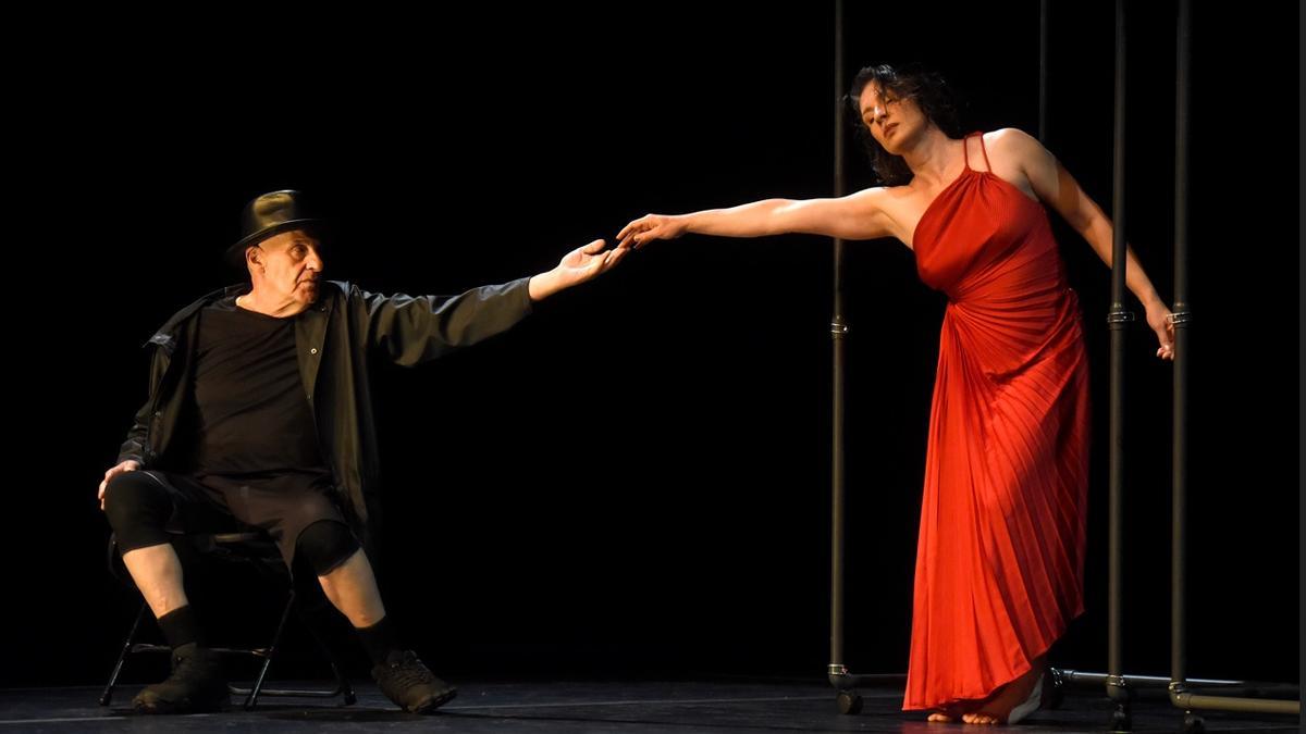 Reixa e Kirenia, en "Cicatriz".