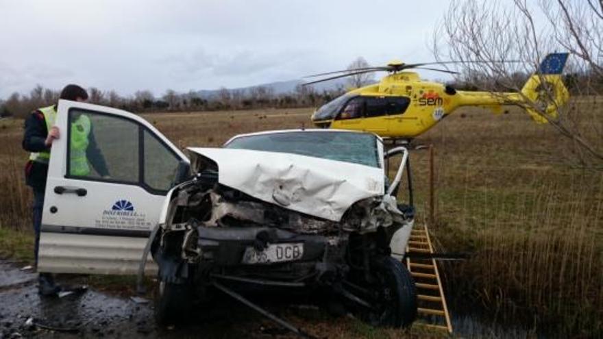 Aspecte d&#039;un dels vehicles implicats en l&#039;accident