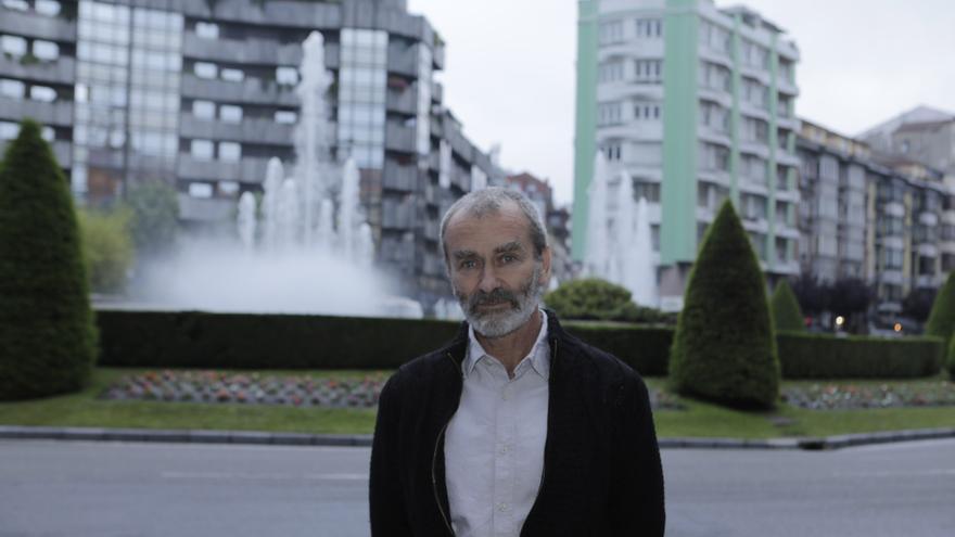 Fernando Simón, en Oviedo: “Aún no sabemos si es necesaria la cuarta dosis”