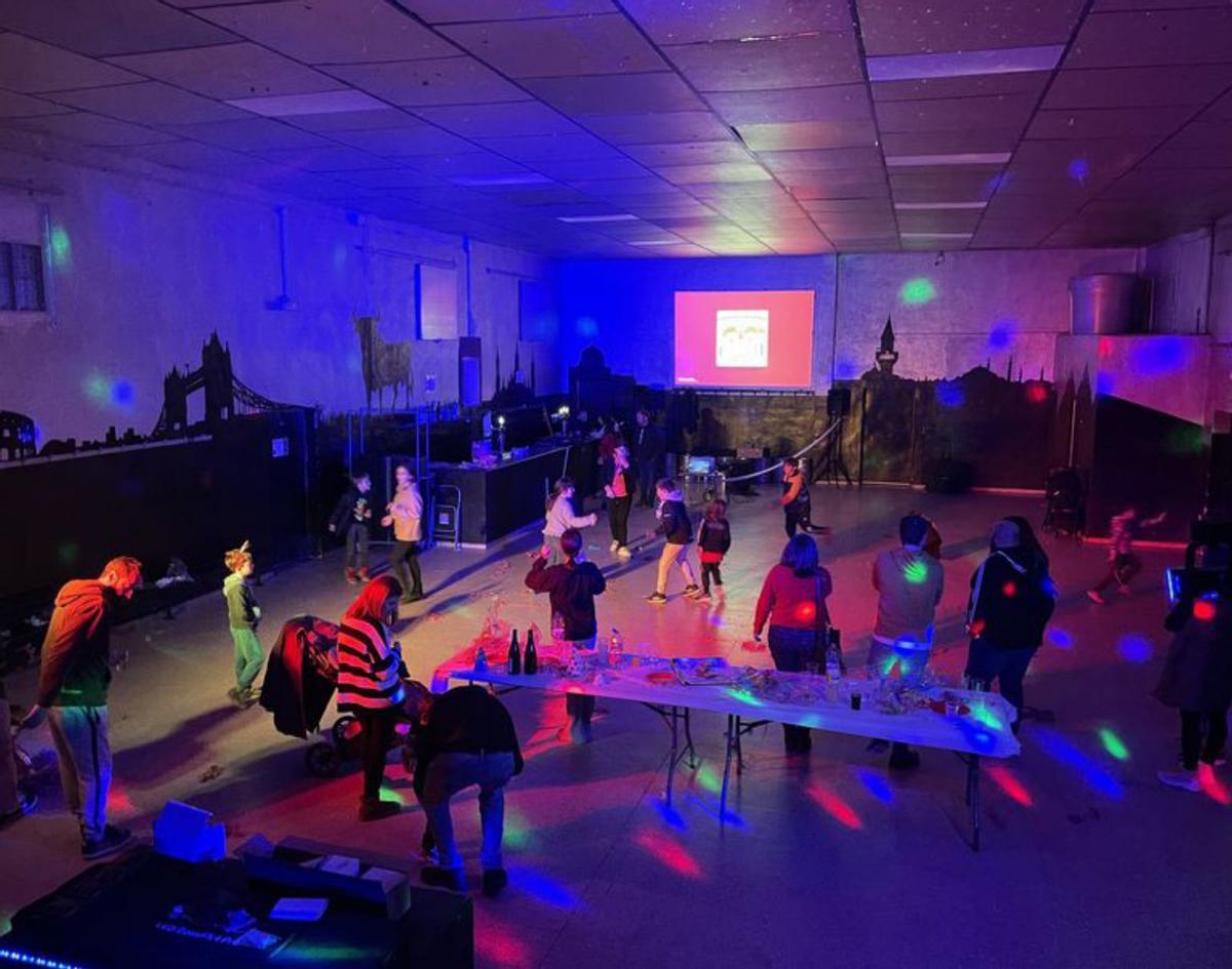 Los niños celebraron el fin de año a  lo grande.