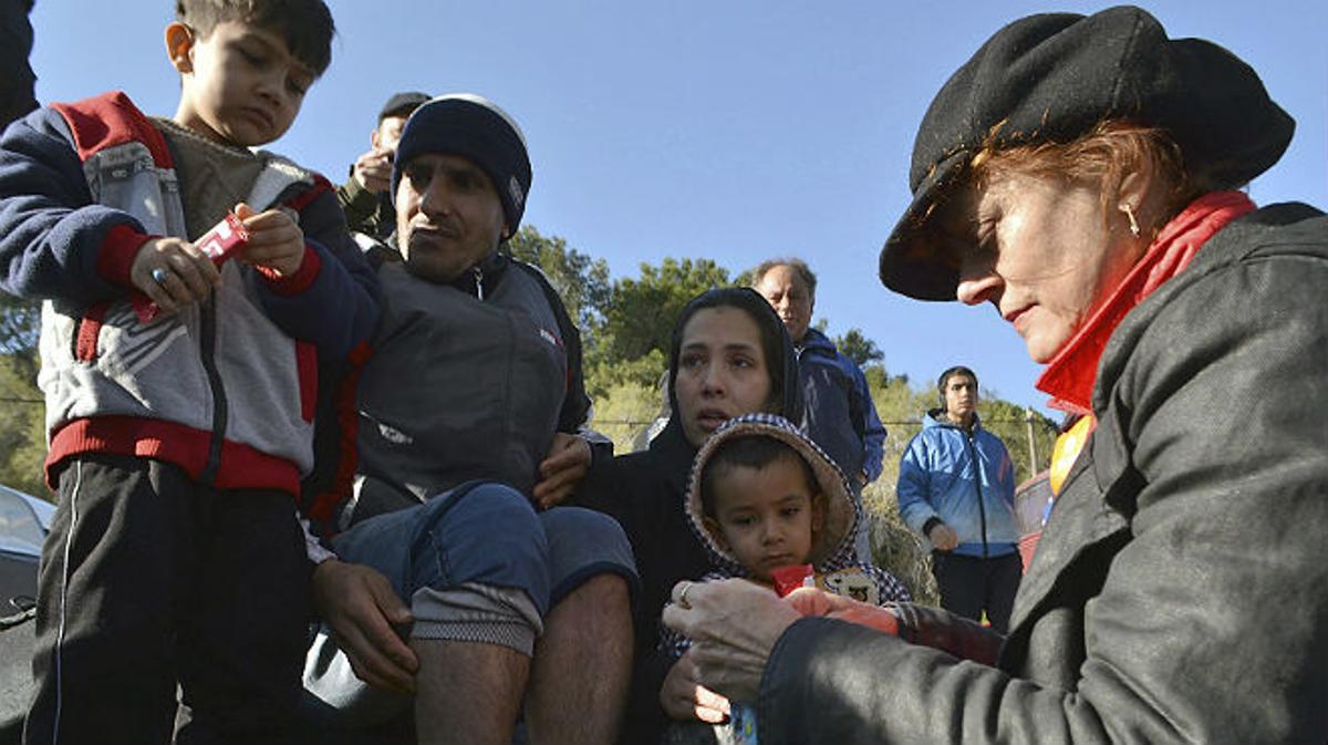 L’actriu Susan Sarandon passarà el Nadal ajudant els refugiats sirians arribats a l’illa grega de Lesbos.