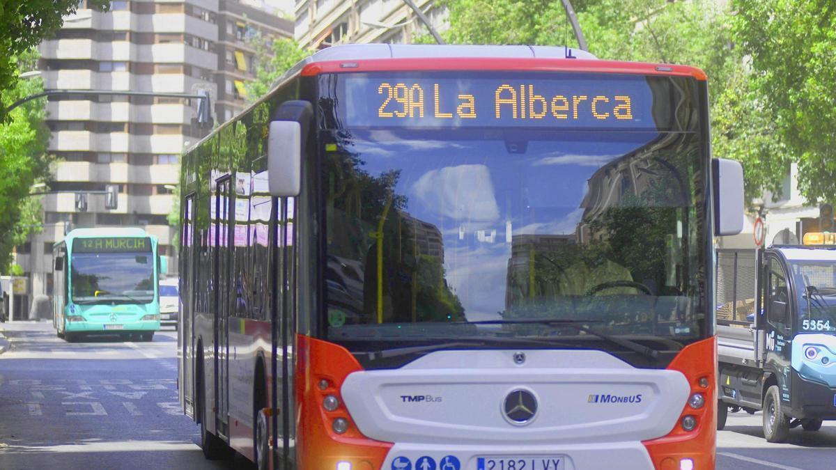 El Ayuntamiento refuerza las líneas con más viajeros del este, La Alberca y Sangonera con 62 nuevas expediciones diarias