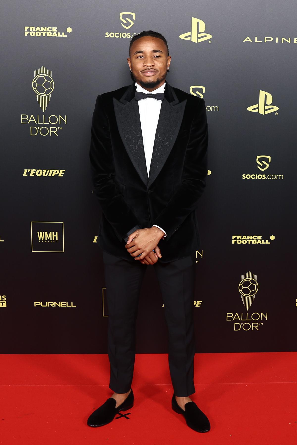 Paris (France), 17/10/2022.- Christopher Nkunku of RB Leipzig arrives for the Ballon d’Or ceremony in Paris, France, 17 October 2022. For the first time the Ballon d’Or, presented by the magazine France Football, will be awarded to the best players of the 2021-22 season instead of the calendar year. (Francia) EFE/EPA/Mohammed Badra