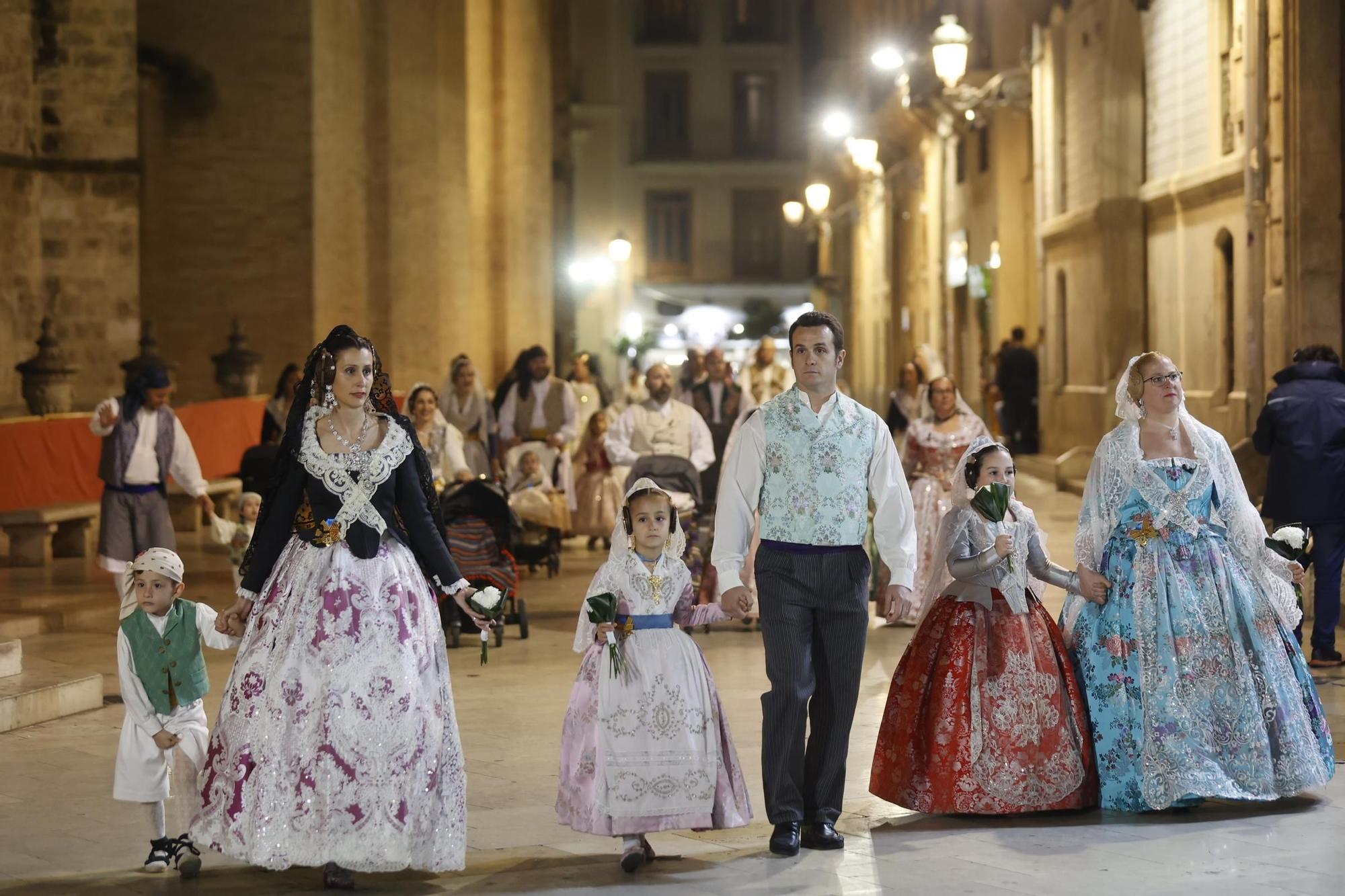 Ofrenda. 17 de marzo. Calle San Vicente (21-22 horas)