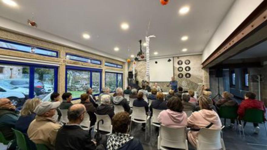 Reunión en Tomeza. | |