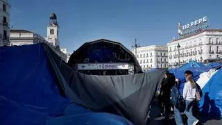Metro de Madrid termina la limpieza de Sol, pero mantiene el cierre de la estación a la espera de nuevas mediciones