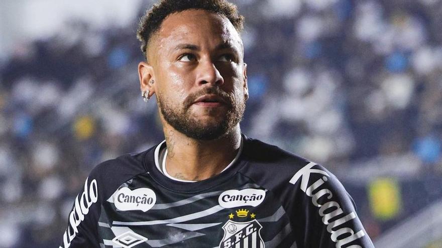 Cuca justifica la ausencia de Neymar: "Se ha sometido a un tratamiento de rodilla"