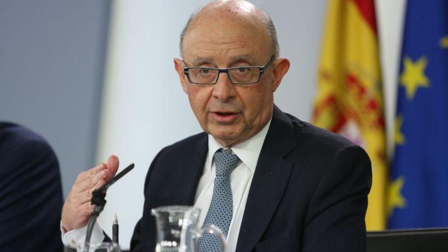 El juez Llarena requiere a Montoro que explique por qué niega la malversación