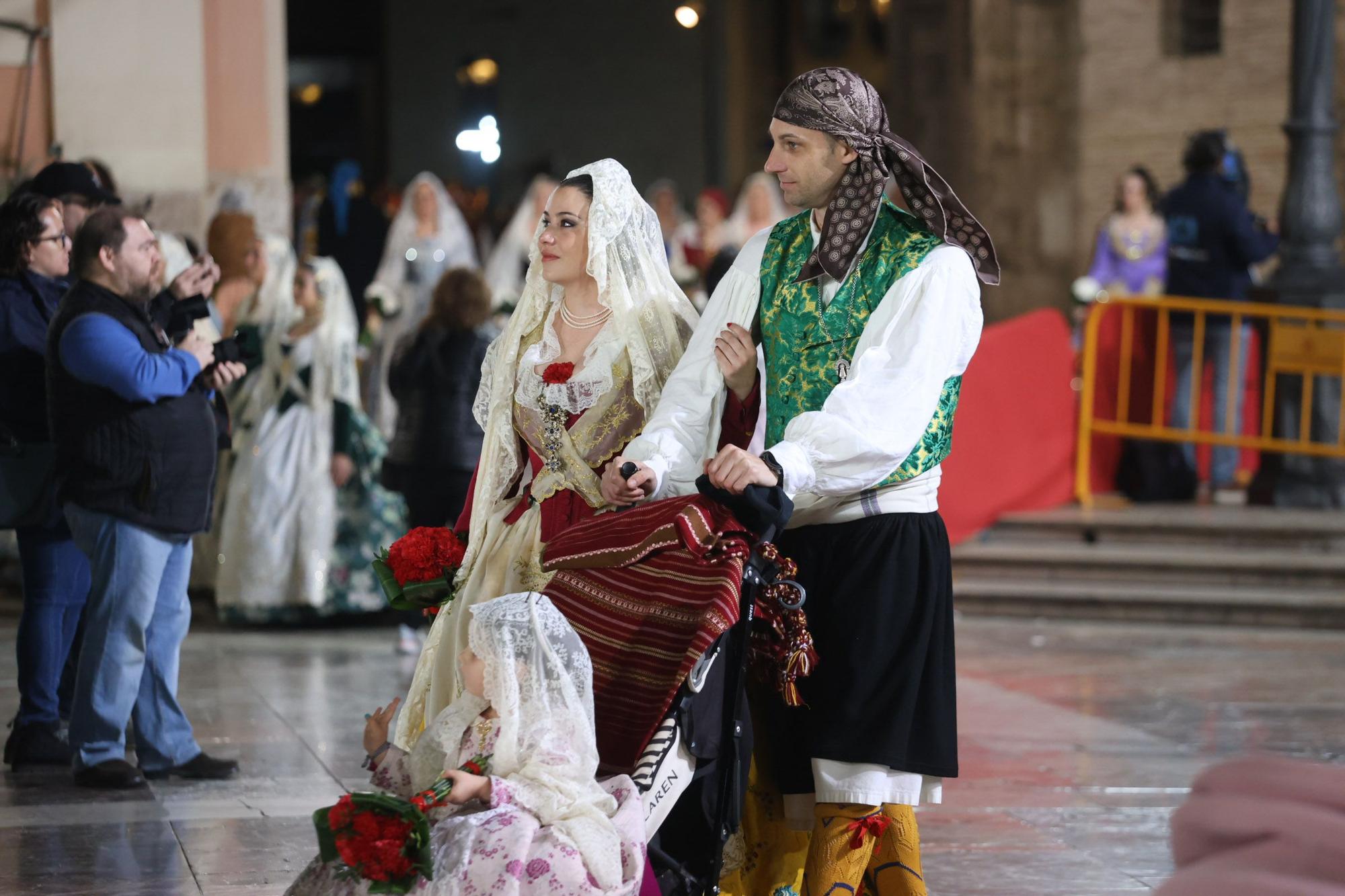 Búscate en el segundo día de la Ofrenda en la calle San Vicente entre las 20 y las 21 horas