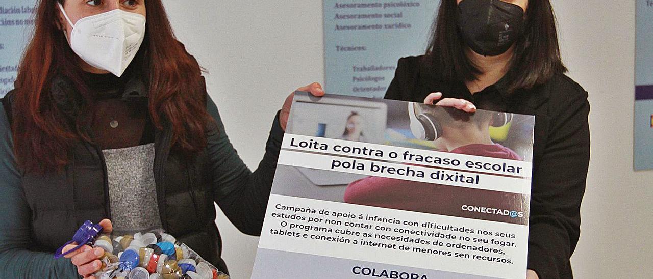 María Rodas e Irene Pérez, en la sede de Fundación Amigos de Galicia en Ourense.  | / IÑAKI OSORIO