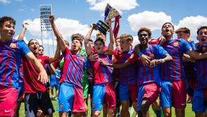 El Barça alza la Copa de Campeones Juvenil, tras ganar por 2-0 al Athletic en la final