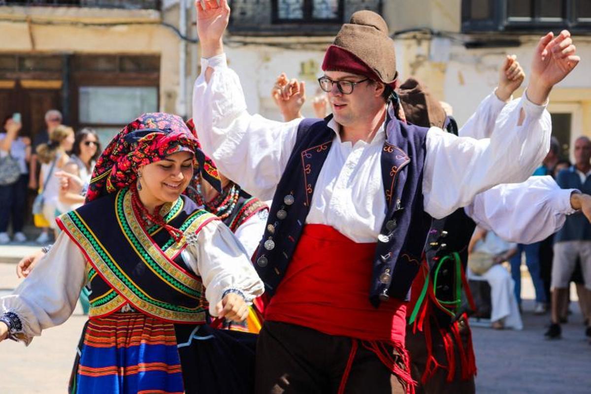 La Feria del Queso inunda las calles de Fuentasaúco La Feria del Queso inunda las calles de Fuentasaúco