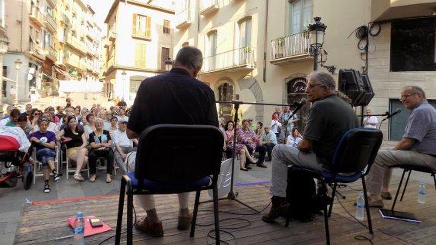 Inici de l&#039;acte, amb Mazcuñán, Coterelo i Domingo d&#039;esquena