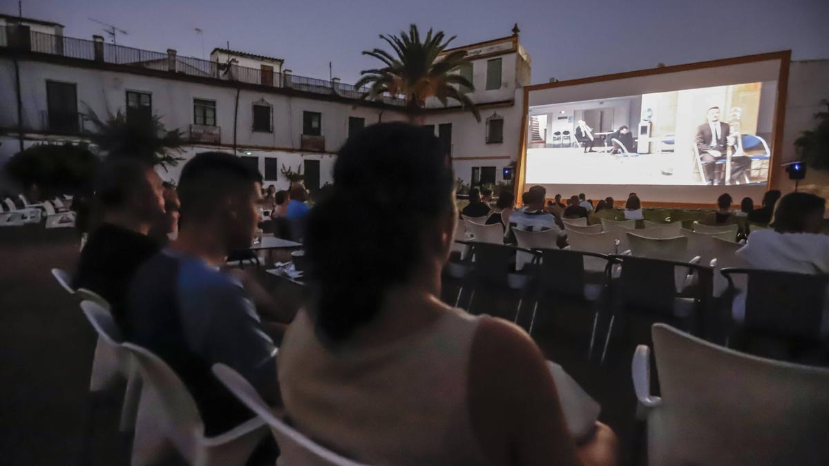Cine de verano Coliseo San Andrés, la temporada pasada.