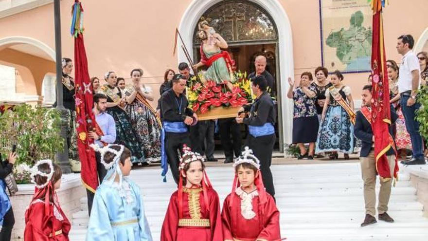 San Cristóbal visita Cox  y Granja de Rocamora